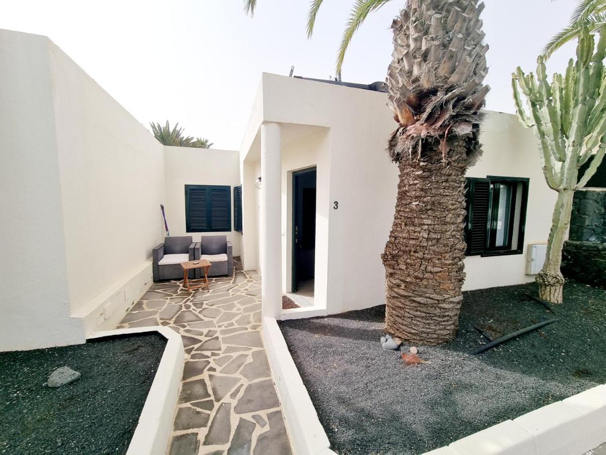 Apartamento Casa Aguamarin Playa Roca Costa Teguise Exterior foto