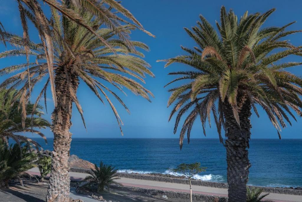 Apartamento Casa Aguamarin Playa Roca Costa Teguise Exterior foto